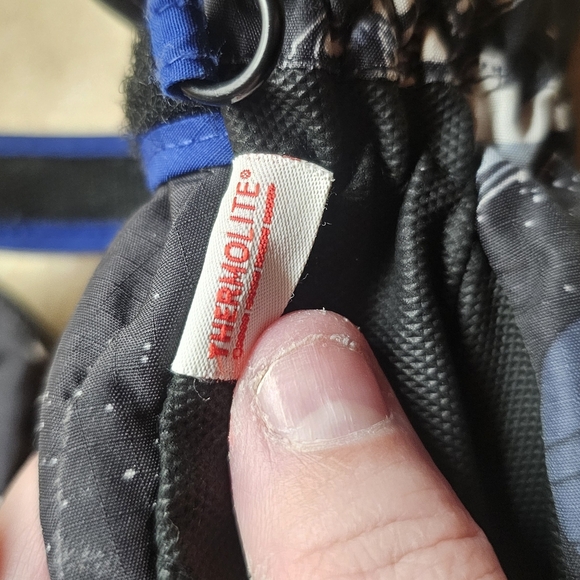 Space Adventure Kids Mittens - Black - Picture 3 of 4